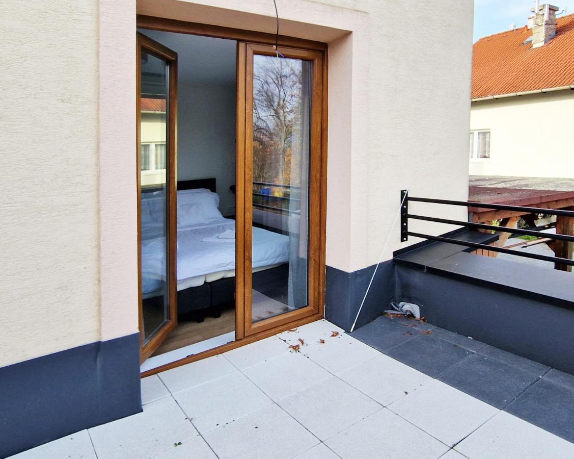 Apartmany Minoris Lipótszentmiklós Kültér fotó